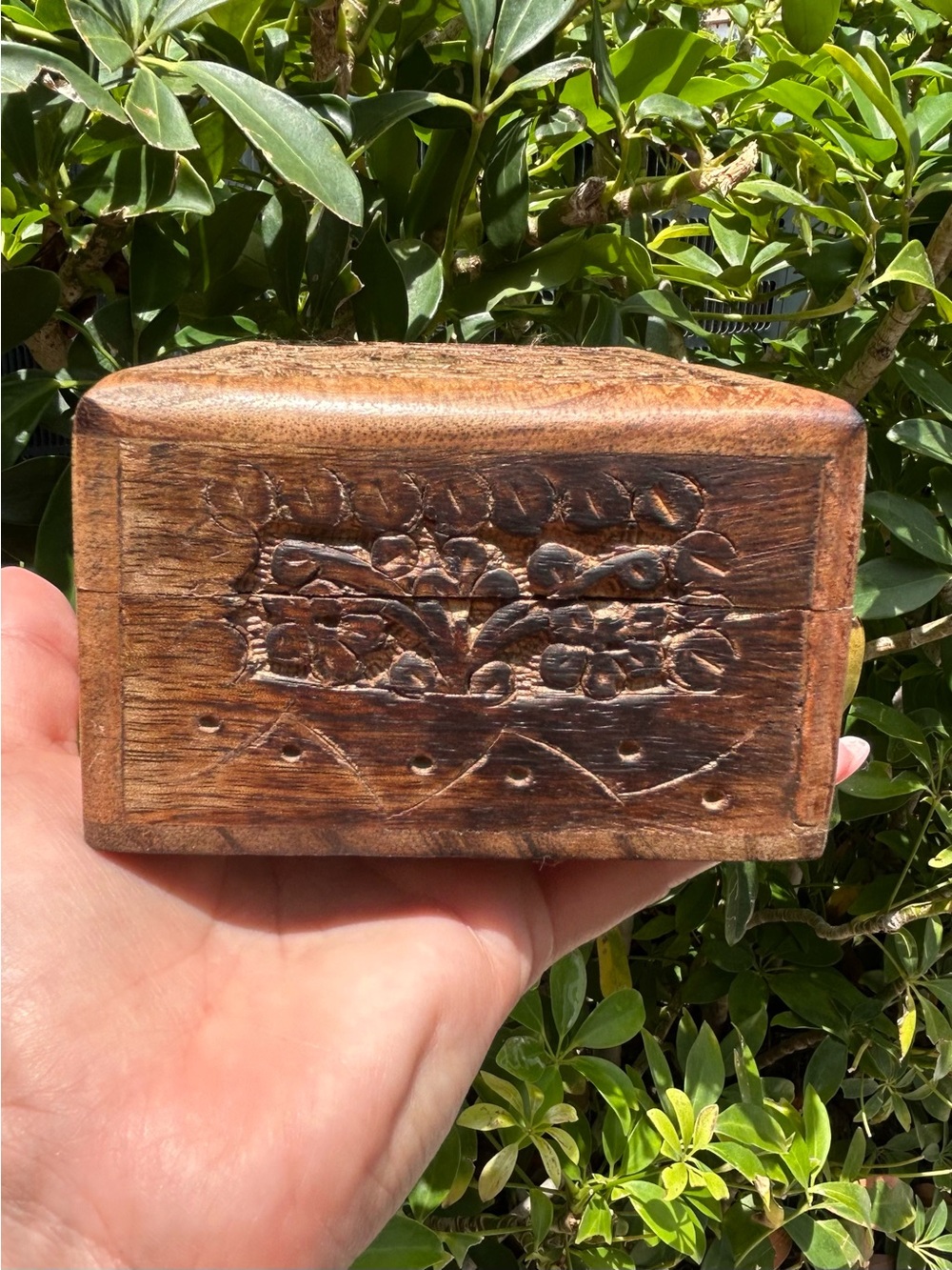Hand Carved Eye of Horus Wooden Box 4x6 Jewelry Crystal Keepsake Storage - Picture 3 of 6